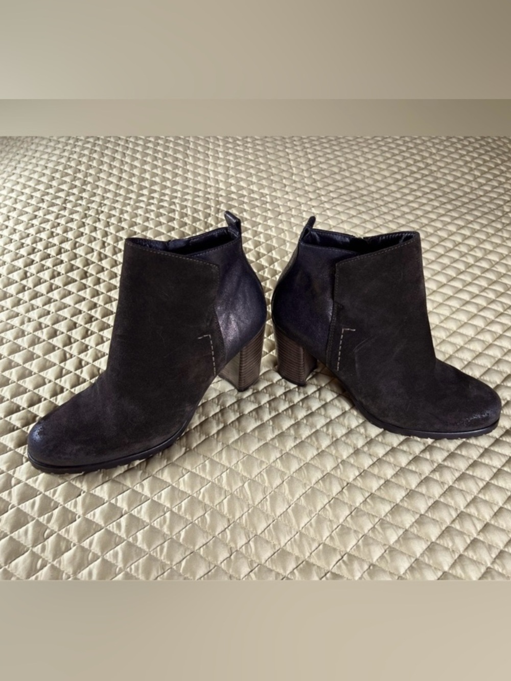 Paul Green Rockin Brown Suede Metallic Distressed Ankle Booties, Size 7.5, NWOB